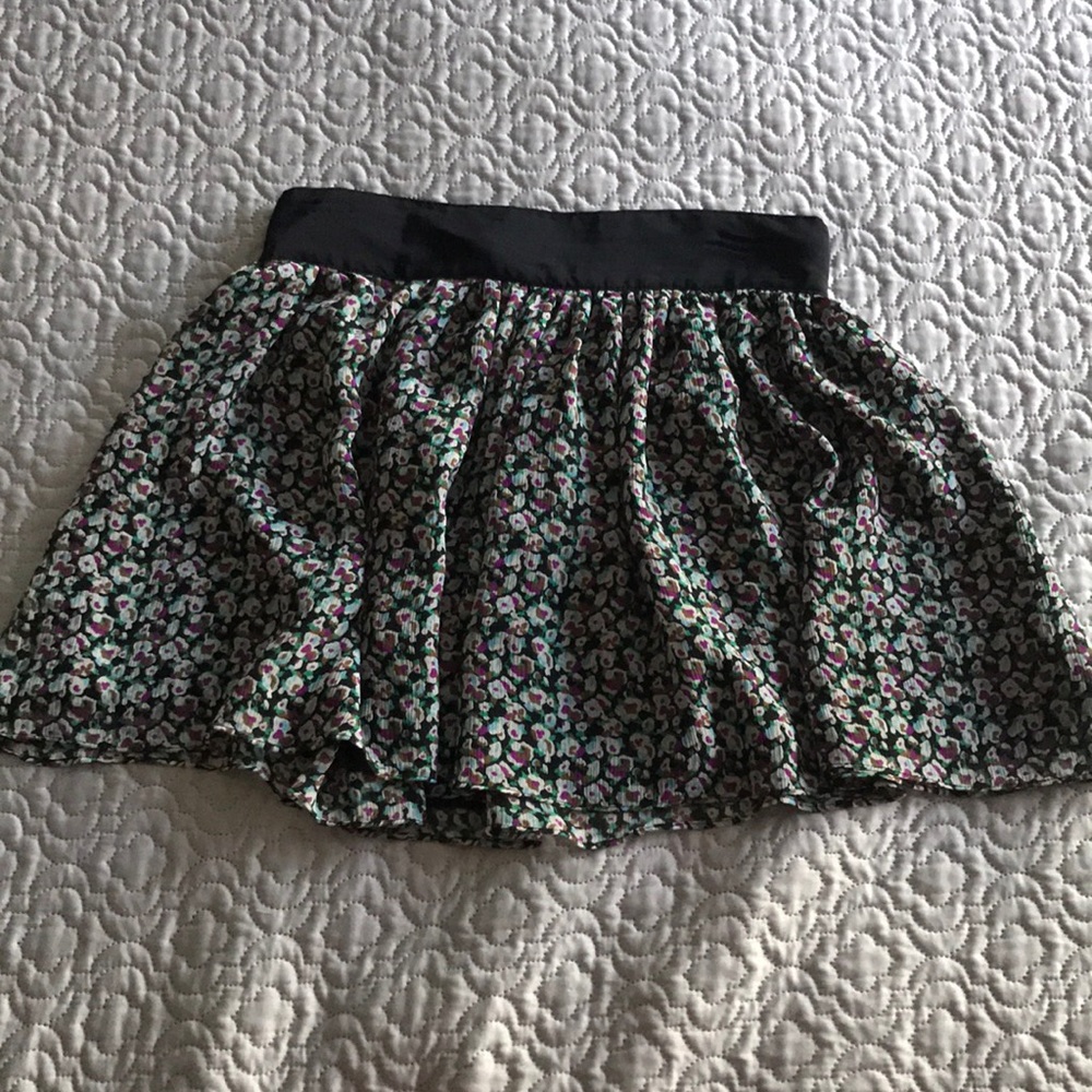 Loop Flower Skirt
